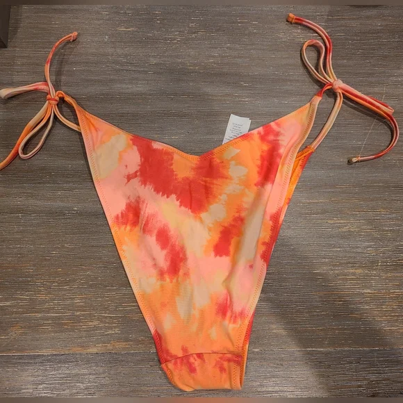NWT Aerie Cheekiest String Tie Bikini Bottom Tie Dye - Picture 3 of 3